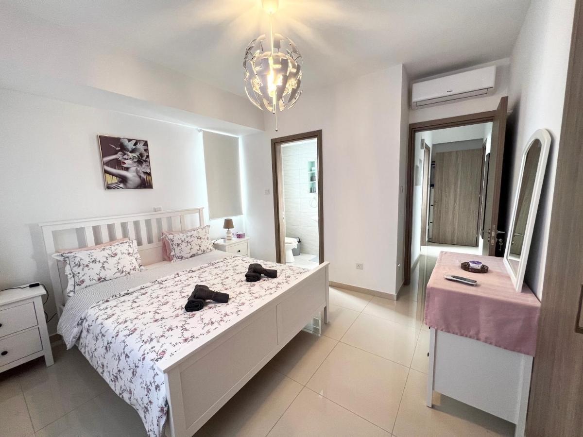 Albert'S Apartment St. Lazarus 401 Larnaca Extérieur photo
